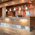 凯米斯堪迪酒店 4* 凯米