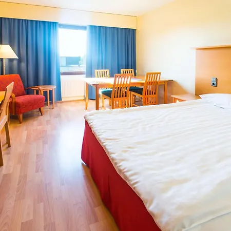 凯米斯堪迪酒店 酒店 凯米